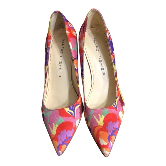 Marc Fisher Red and Pink Heels with Floral Design - Picture 7 of 7